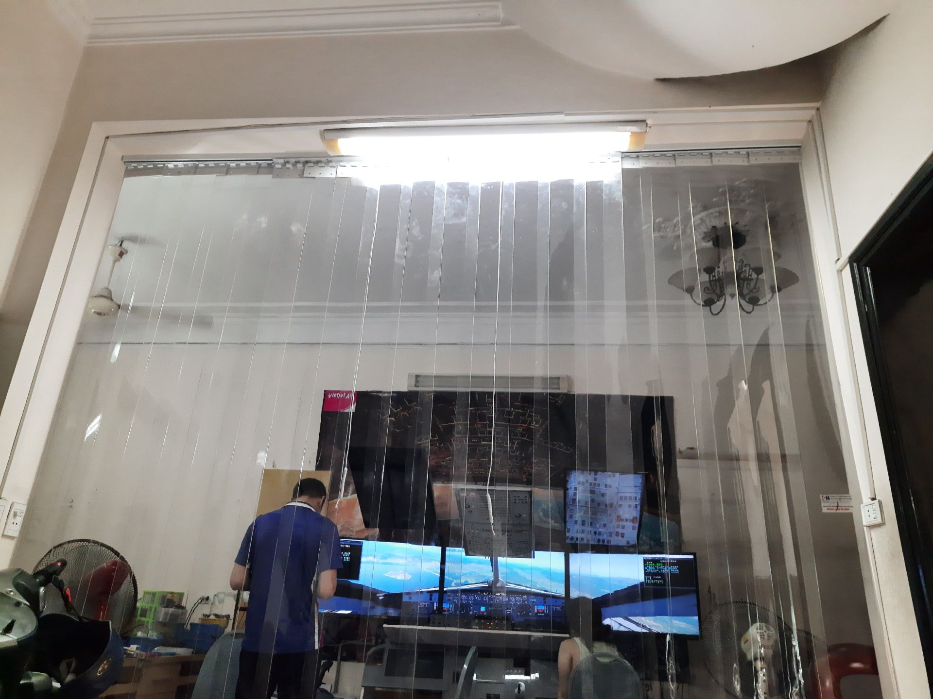 rèm nhựa điều hòa